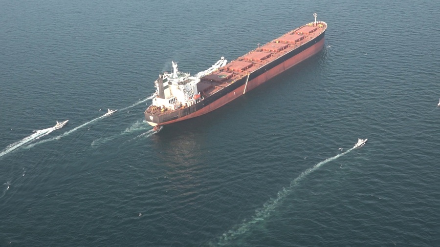 Μέση Ανατολή: Πώς ένα μπλοκάρισμα στα Στενά του Ορμούζ μπορεί να τινάξει στον αέρα πετρέλαιο και παγκόσμια οικονομία