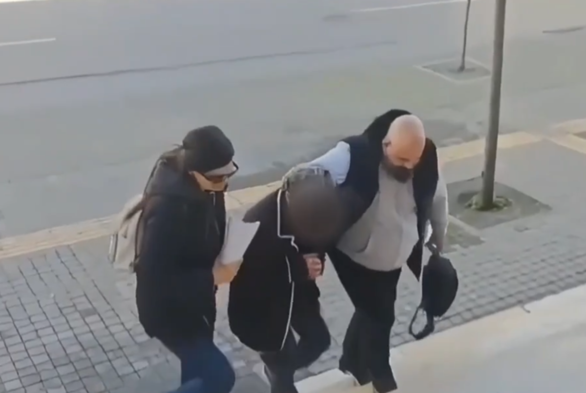 Θεσσαλονίκη: Δίωξη για ανθρωποκτονία στην 77χρονη για τον θάνατο του 82χρονου συζύγου της – Βρέθηκαν προθανάτιες κακώσεις