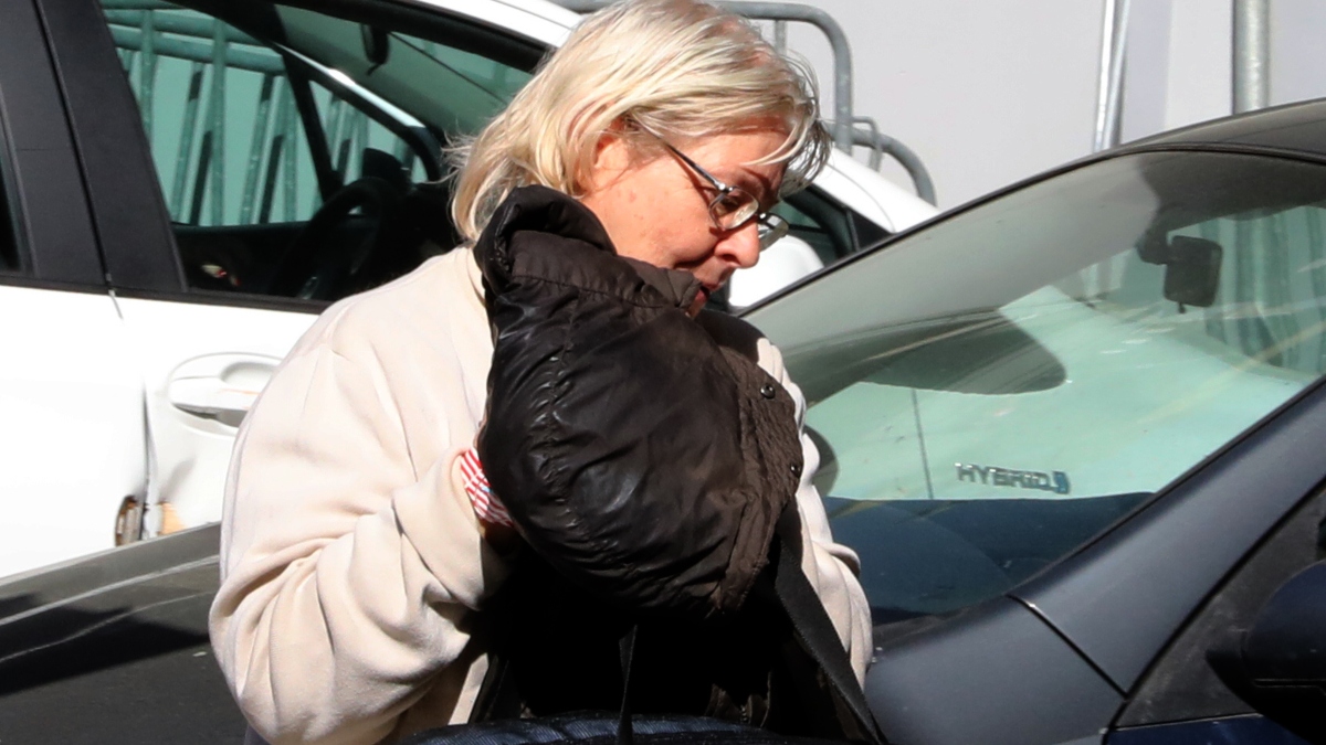 Στη φυλακή οδηγείται η Ελένη Ζαρούλια – Βίντεο από τη μεταγωγή της