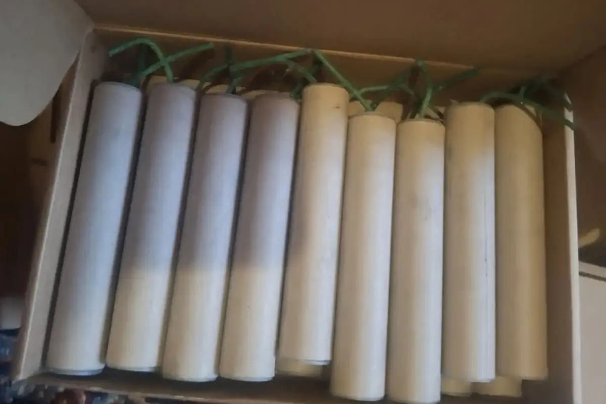 Ανήλικος στον Άγιο Δημήτριο μετέτρεψε το παιδικό του δωμάτιο σε εργαστήριο παρασκευής εκρηκτικών