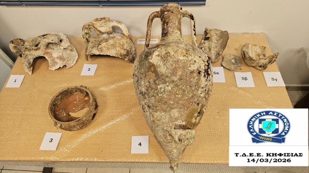 Κηφισιά: Εντοπίστηκαν τμήματα ενάλιων αμφορέων σε σπίτι γνωστού επιχειρηματία