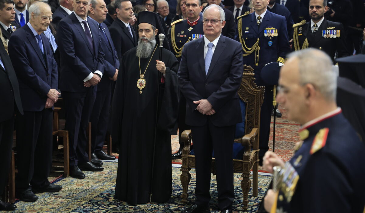 Δοξολογία 25ης Μαρτίου στη Μητρόπολη Αθηνών παρουσία Μητσοτάκη, Τασούλα και πολιτικών αρχηγών