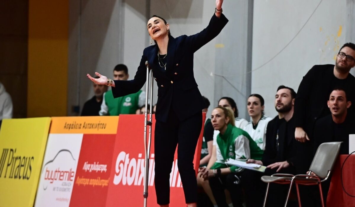 Πάρτι του Παναθηναϊκού στο ΣΕΦ, πέρασε στους τελικούς της Α1 γυναικών – Πέταξε την πατερίτσα της η Ερντέμ (βίντεο)