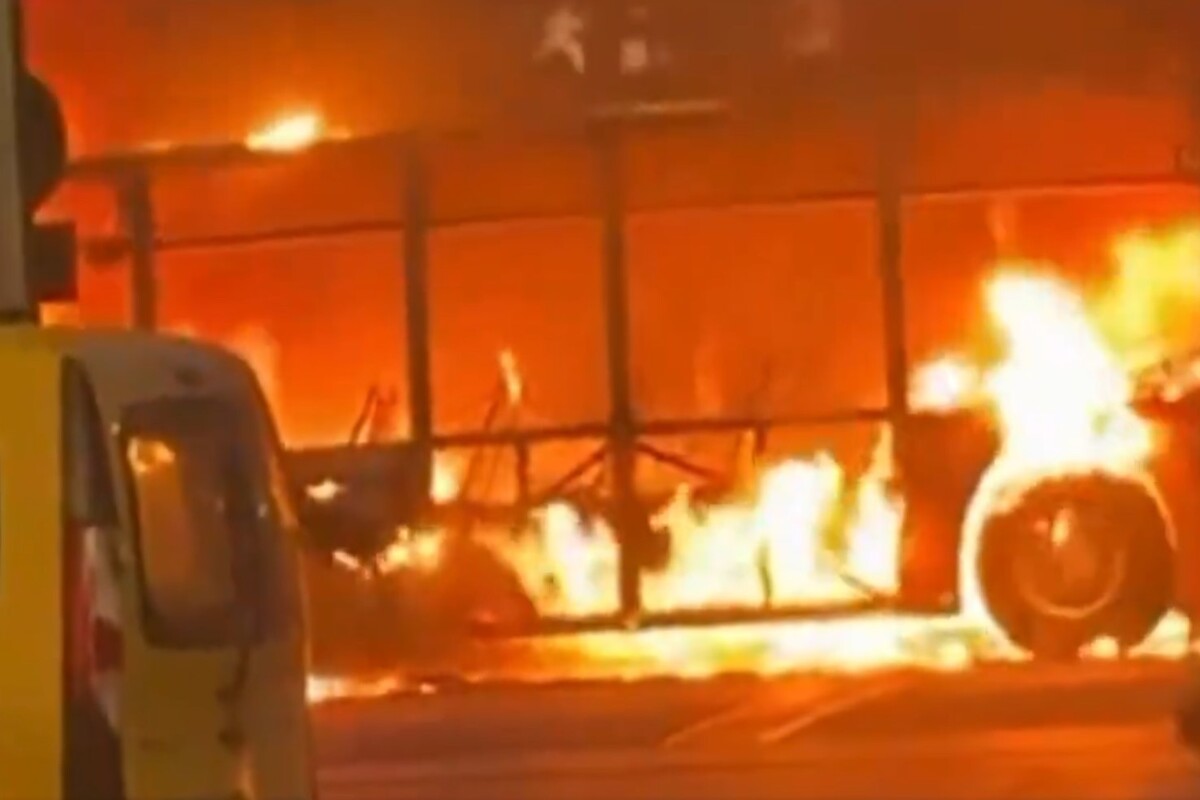 ΦΩΤΙΑ ΛΕΩΦΟΡΕΙΟ ΕΛΒΕΤΙΑ