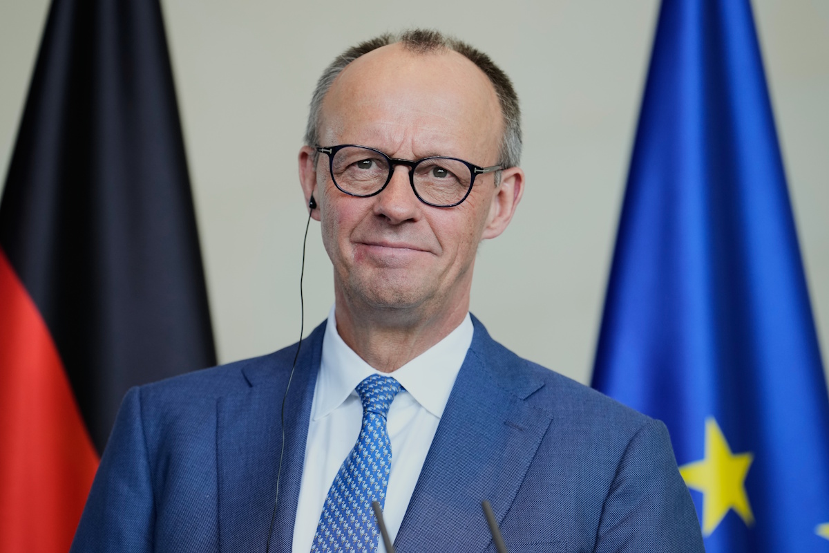 Φρίντριχ Μερτς