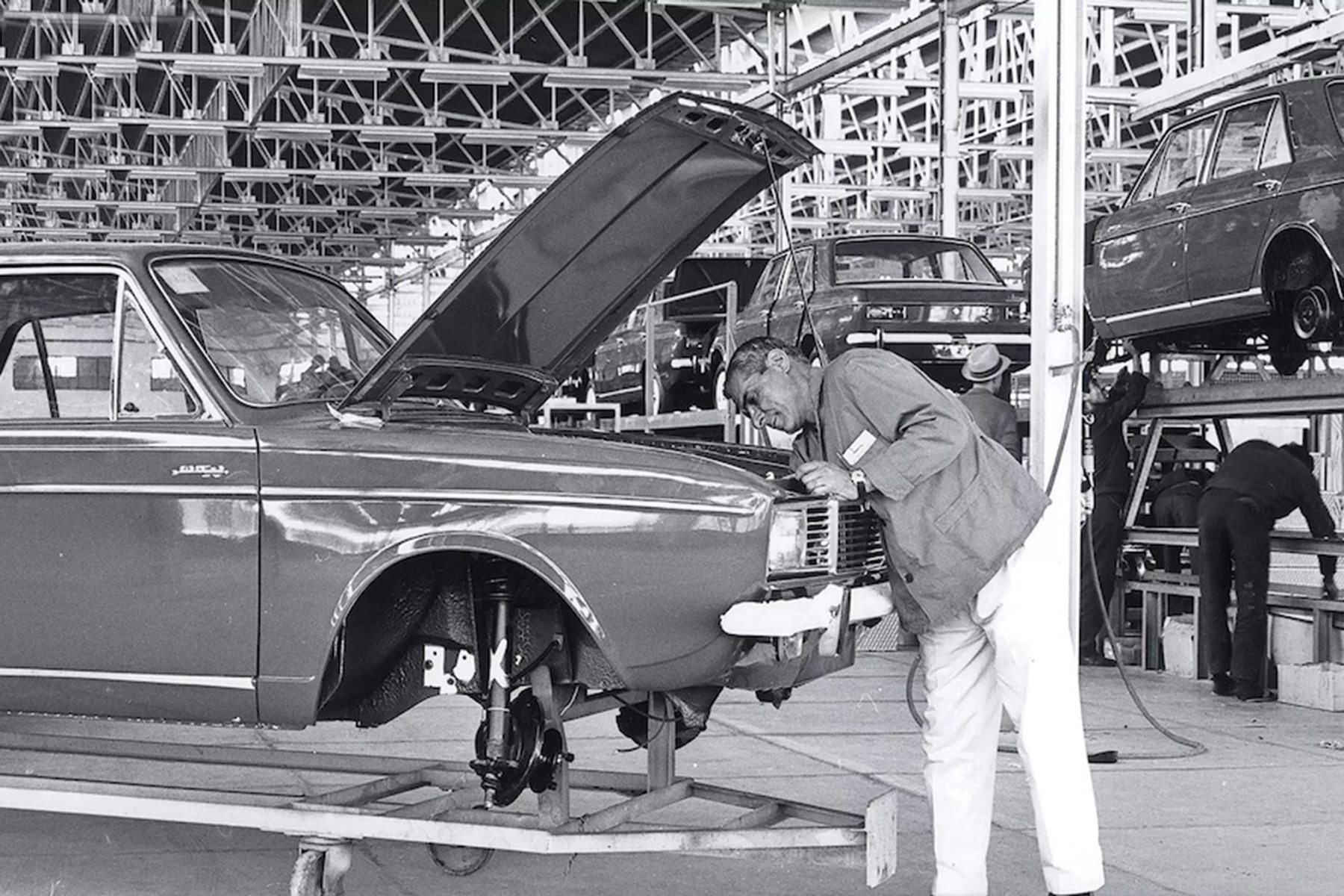 Το Ιράν κατασκευάζει περισσότερα αυτοκίνητα από τη Μεγάλη Βρετανία - Tα best seller μοντέλα