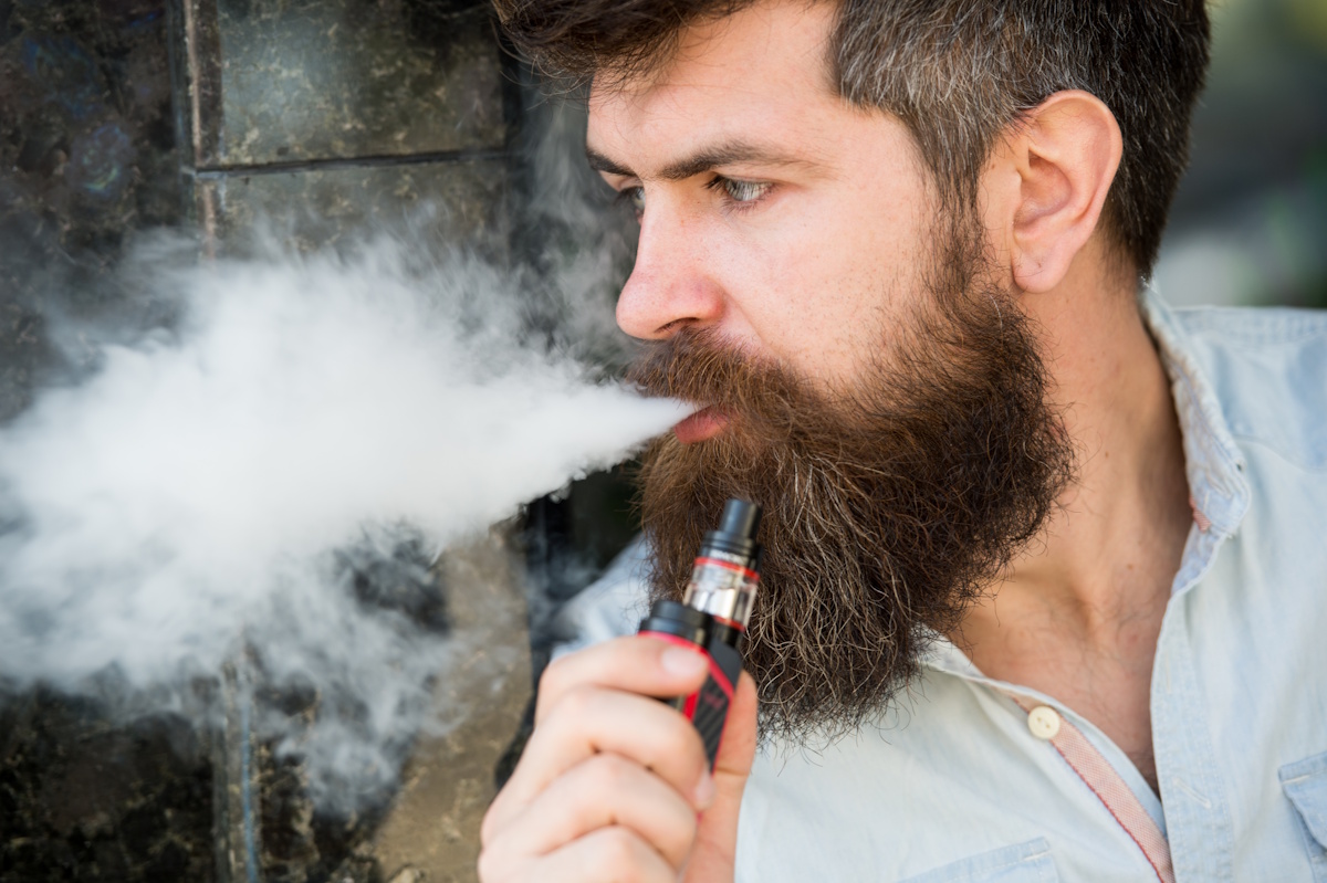 Ηλεκτρονικό Τσιγάρο Vaping