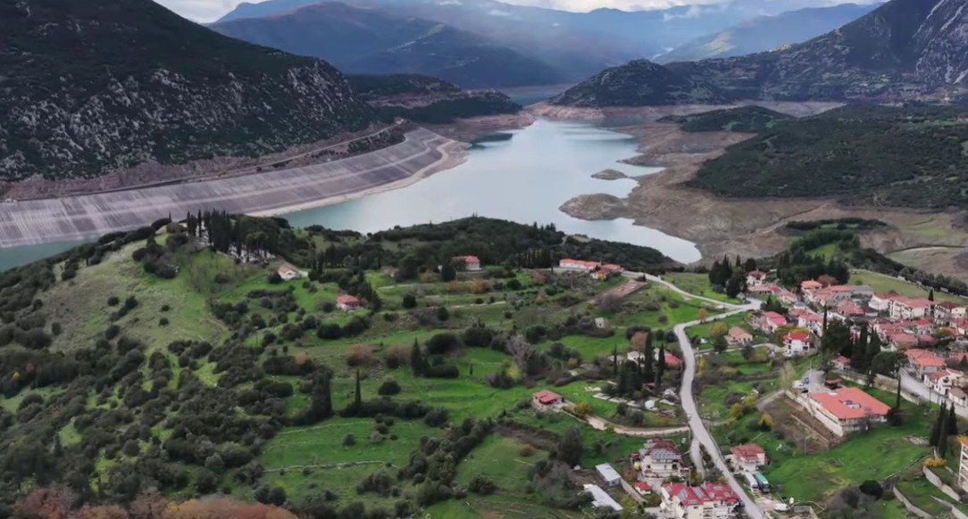 Λίμνη Μόρνου