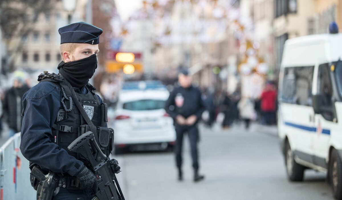 Αποτράπηκε βομβιστική επίθεση έξω από κτίριο της Bank of America στο Παρίσι