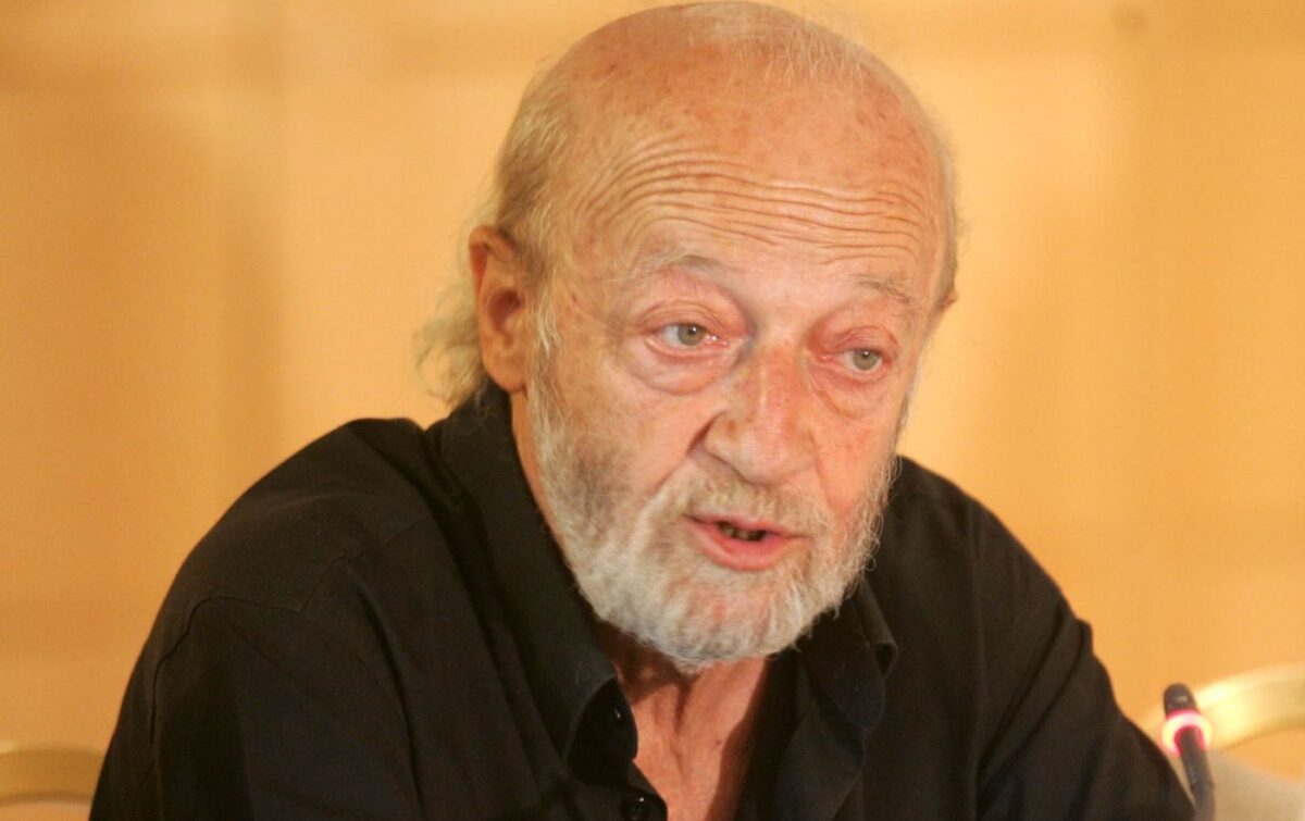 «Λαμπρό παράδειγμα για όσους μάχονται για μια πιο δίκαιη κοινωνία» – Πέθανε ο Άλκης Ρήγος