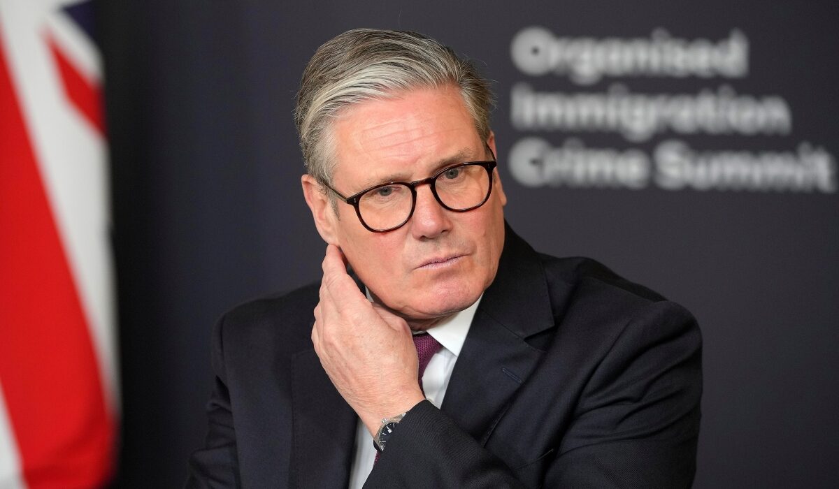 Το Λονδίνο «αδειάζει» τις ΗΠΑ: Δεν υπήρχε λόγος για πόλεμο – «Απρόσμενα καλή» η συμφωνία που πρότεινε η Τεχεράνη