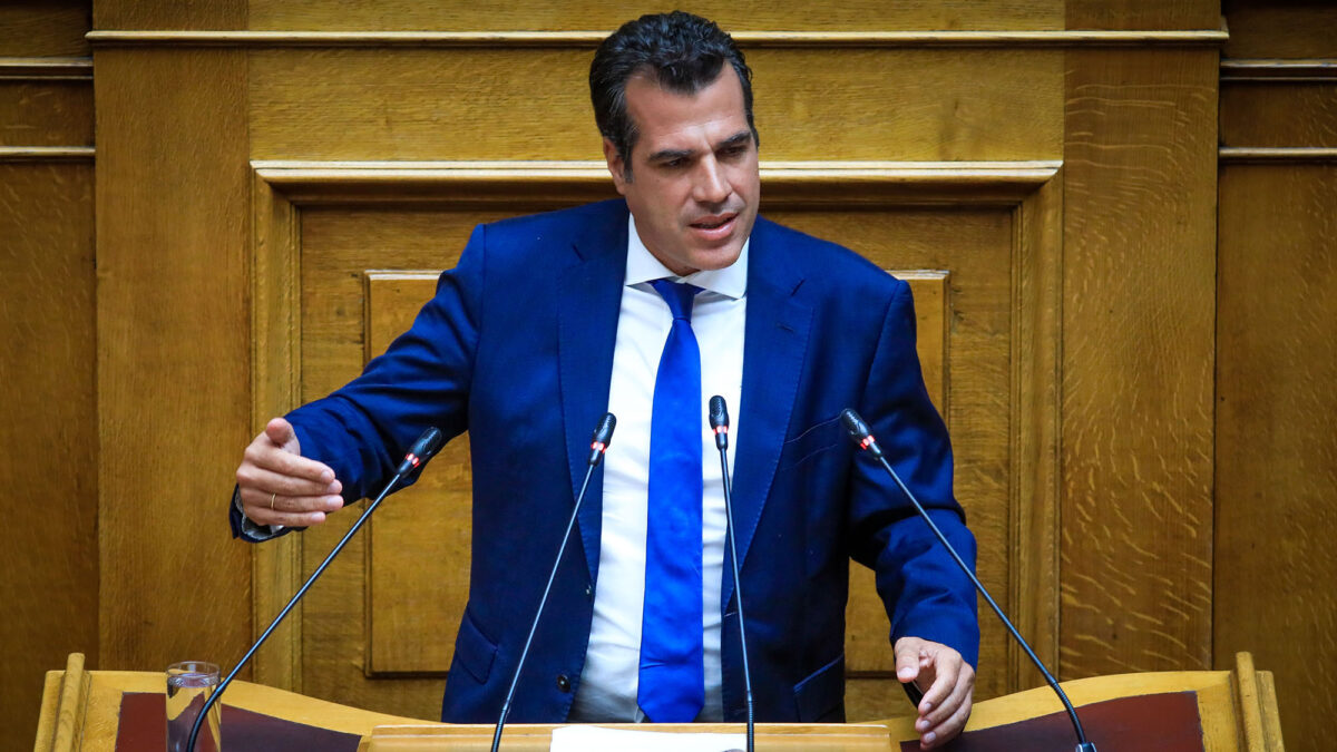 Θάνος Πλεύρης