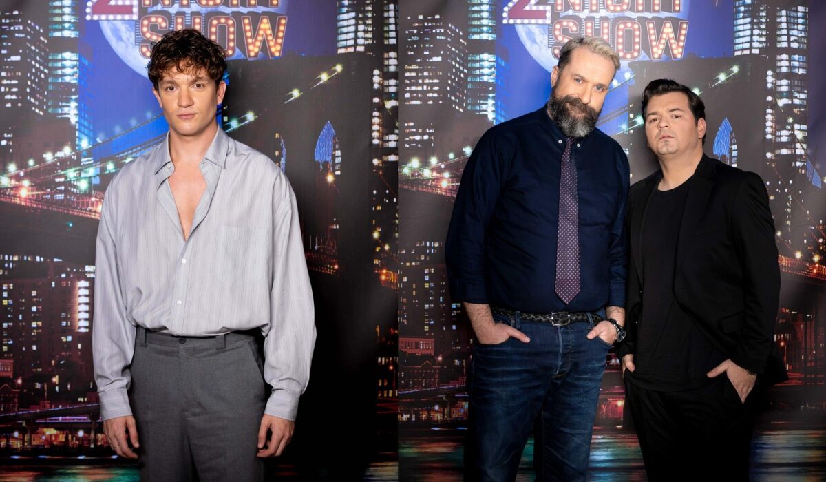 The 2Night Show: Ρούμπος, Απέργης και Ταμπακάκης καλεσμένοι του Αρναούτογλου