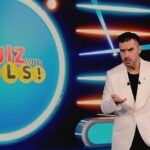 The Quiz with Balls: Ο Γιάννης Τσιμιτσέλης στα πρώτα πλάνα από τα γυρίσματα