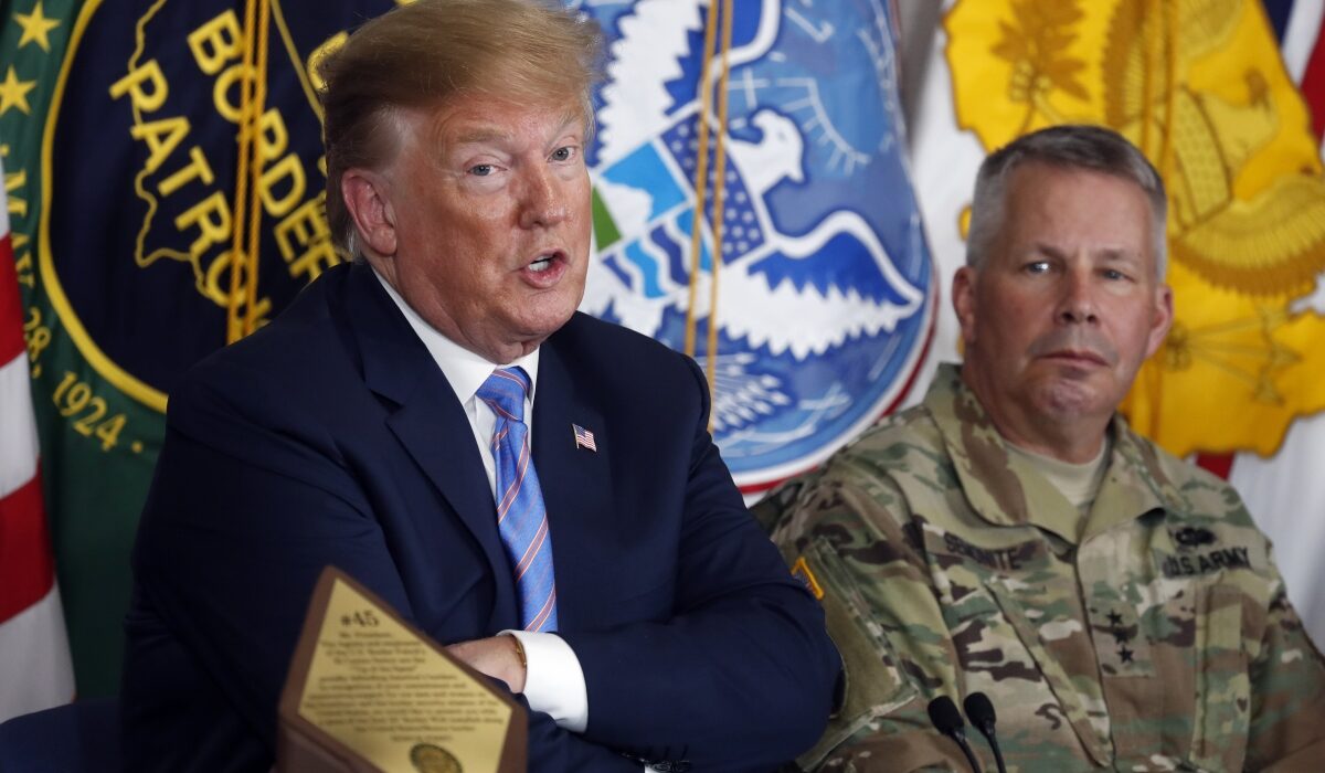 Τραμπ κατά Συμμάχων: «Δεν τους χρειαζόμαστε, να επανεξετάσουμε τη συμμετοχή μας στο ΝΑΤΟ»