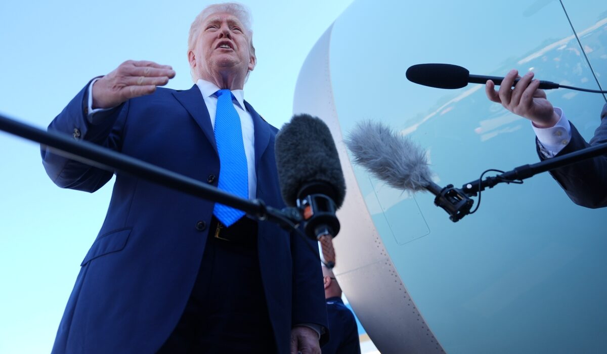 Axios: Με ποιον Ιρανό ηγέτη συνομιλούν οι ΗΠΑ – Στο τραπέζι συνάντηση στο Πακιστάν