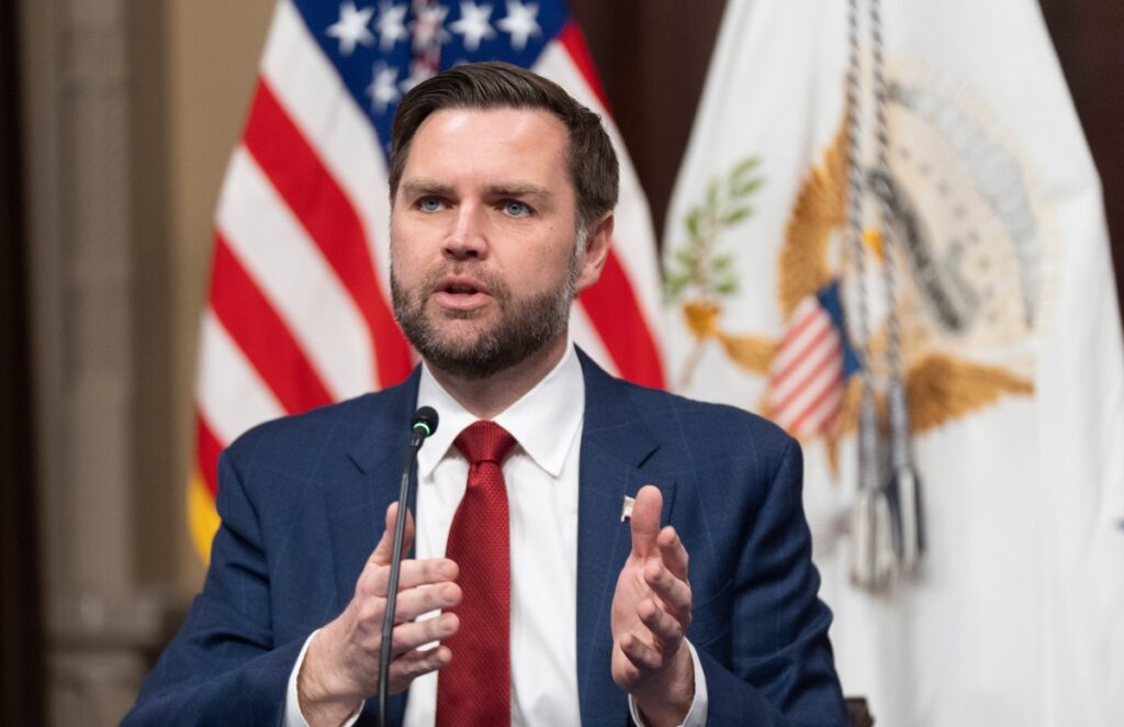 Μήνυμα από Βανς: Οι ΗΠΑ θα αποχωρήσουν σύντομα από τον πόλεμο με το Ιράν