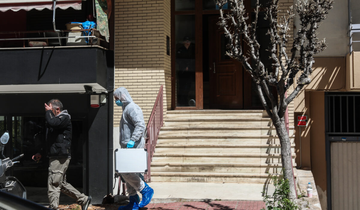 Το σπίτι της φρίκης στου Ζωγράφου: Οι απαντήσεις για την αιτία θανάτου μάνας και κόρης