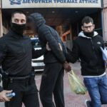 Τροχαίο στη Λιοσίων: Στον εισαγγελέα ο 16χρονος που παρέσυρε τη 16χρονη (βίντεο)