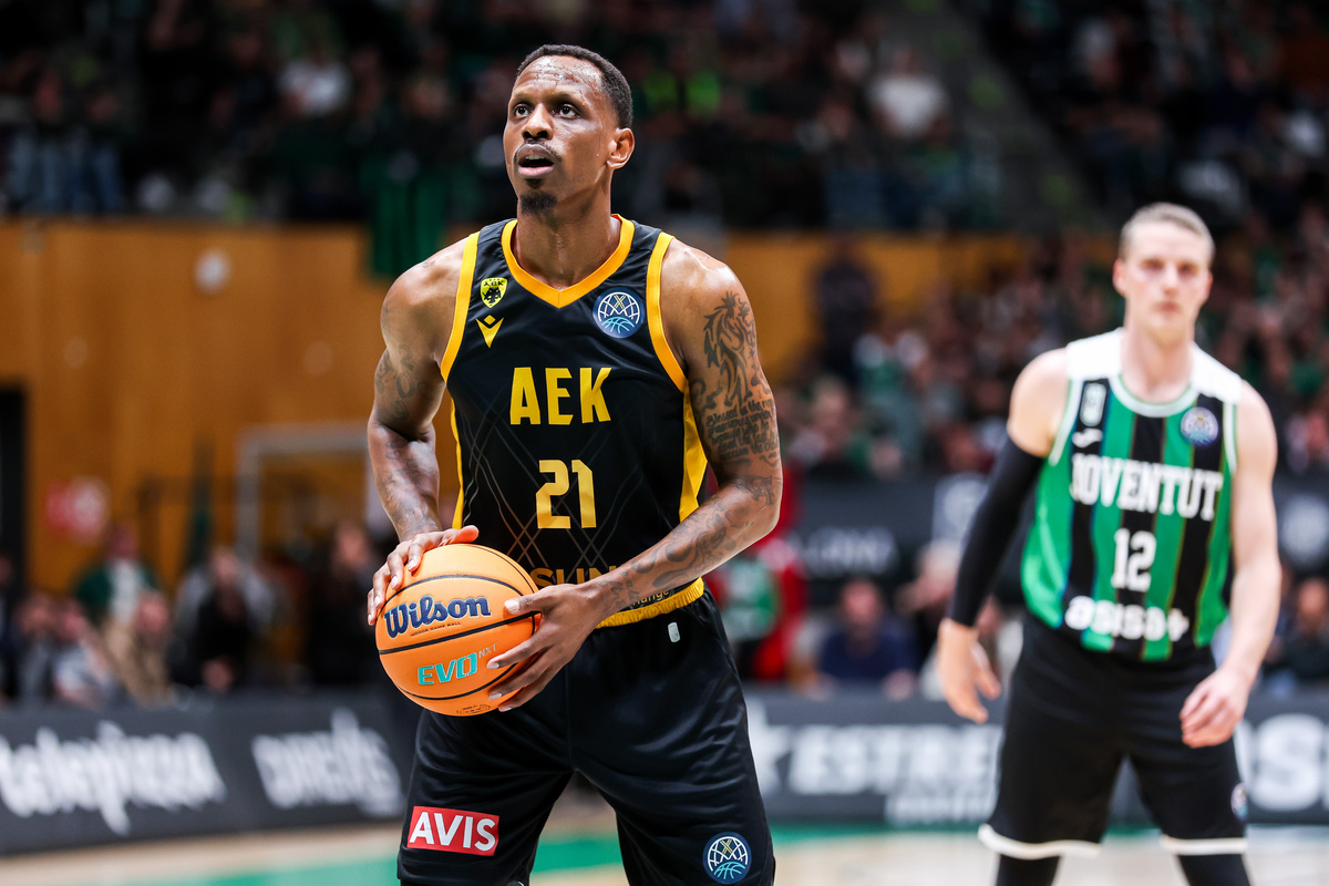 ΜΠΑΝΤΑΛΟΝΑ ΑΕΚ