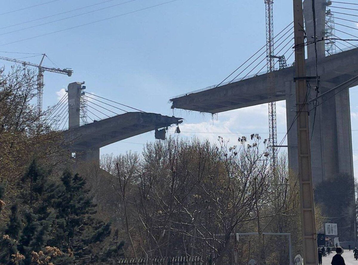 Axios: Οι ΗΠΑ χτύπησαν για πρώτη φορά πολιτικές υποδομές στο Ιράν – Προηγήθηκαν οι απειλές Τραμπ