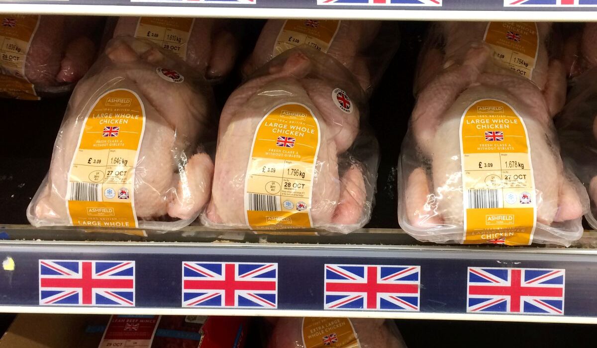 Times: Σχέδια έκτακτης ανάγκης στη Βρετανία – Προετοιμάζεται για ελλείψεις τροφίμων λόγω του πολέμου