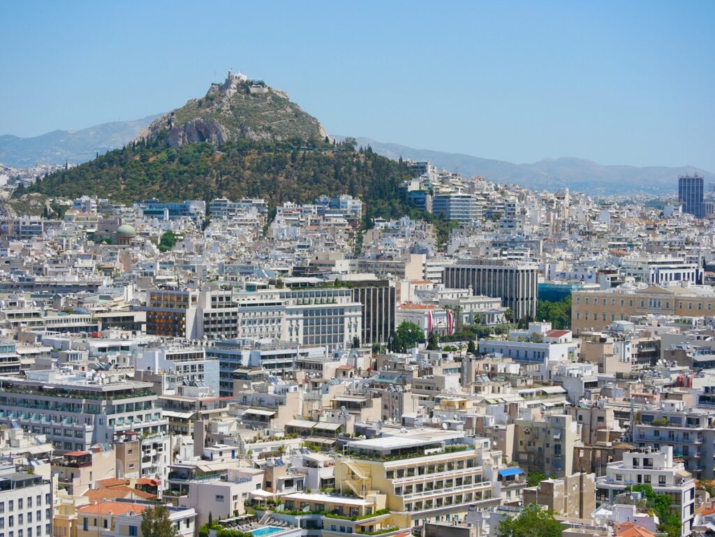 Ένας μισθός φεύγει για ενοίκιο στην Αθήνα: Η 2η μεγαλύτερη αύξηση στην Ε.Ε.