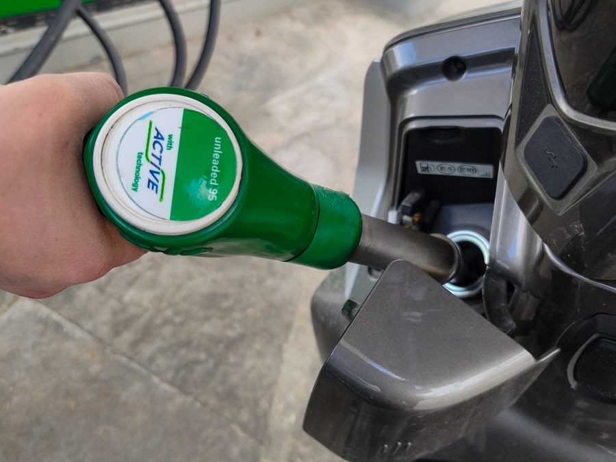 Fuel Pass αίτηση 2026: Οι δικαιούχοι, τα ποσά και πότε η πληρωμή