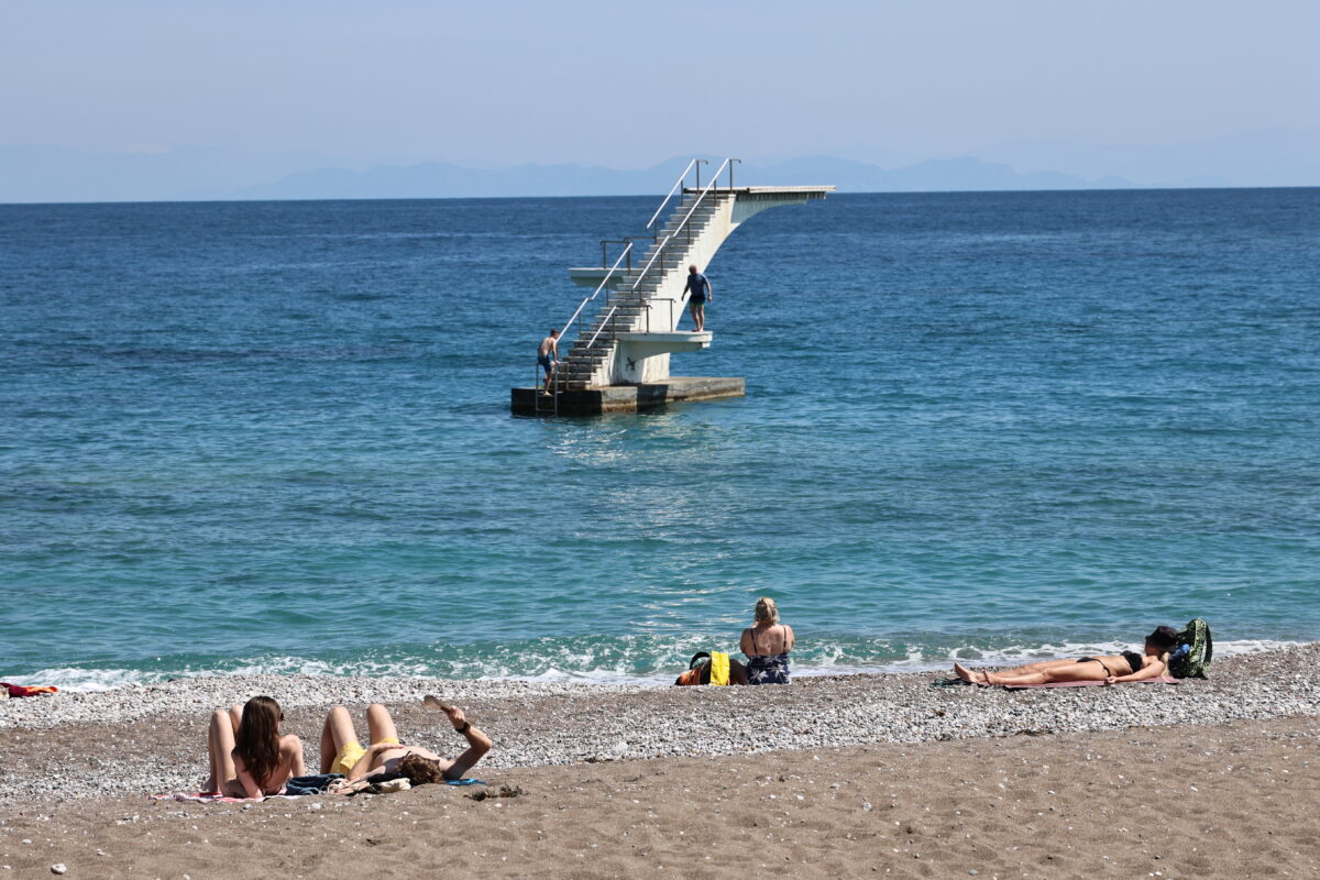 Αφρικανική σκόνη για πολλές μέρες και «μίνι καλοκαιράκι»