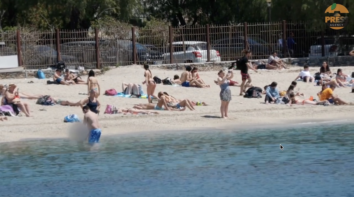 Καιρός Καλοκαιρινές Βουτιές Στην Αττική