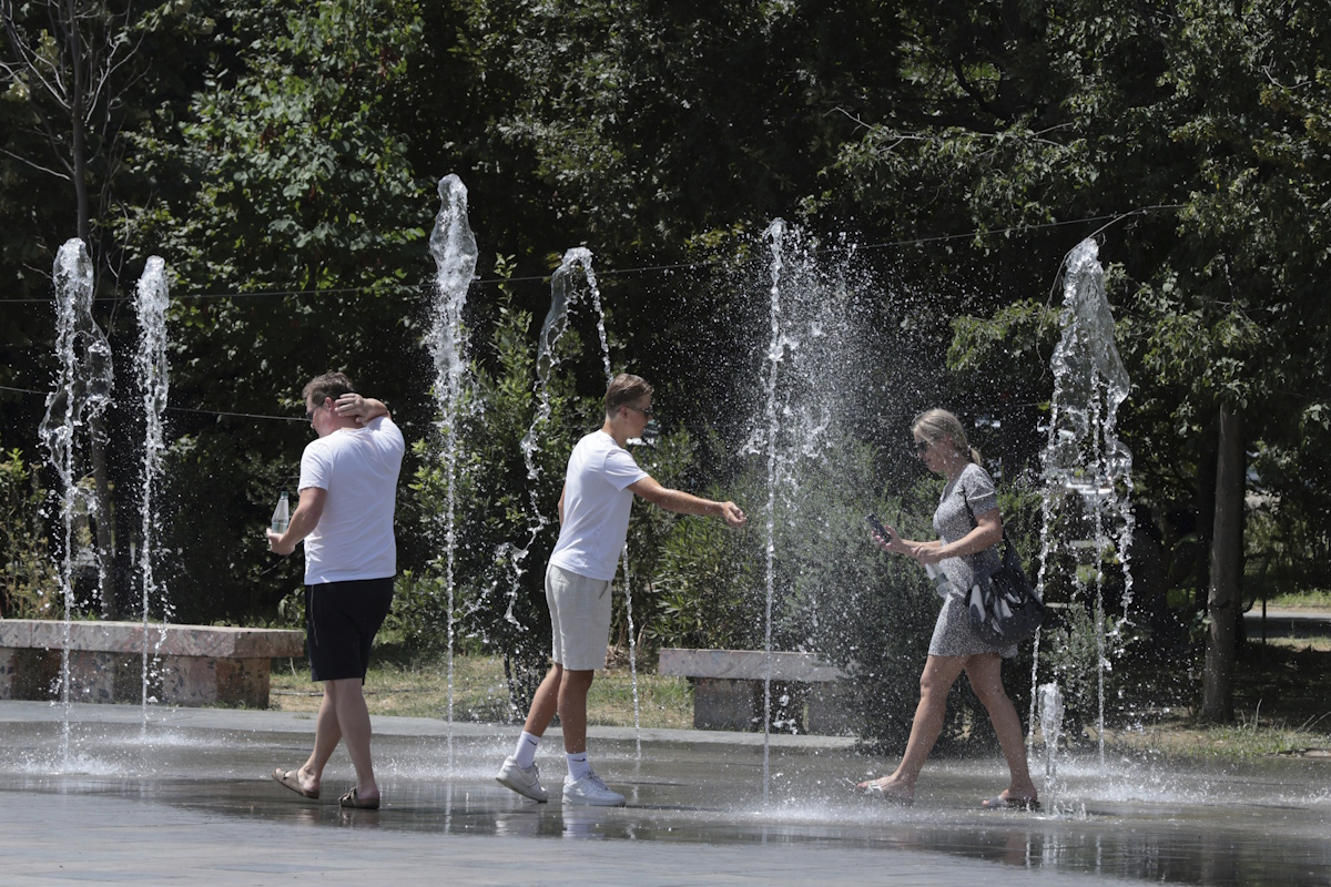 Καιρός Ζέστη Καύσωνας