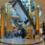 Κυριακή των Βαΐων: Τι ώρα κλείνουν Mall, Attica, πολυκαταστήματα