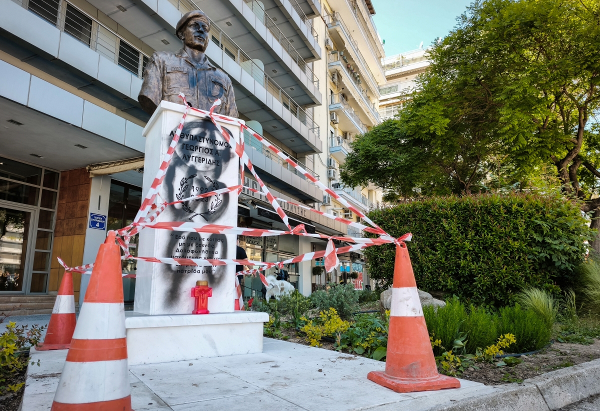 Βανδάλισαν την προτομή του Γιώργου Λυγγερίδη στη Θεσσαλονίκη