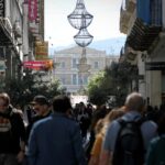 Τι ώρα ανοίγουν τα μαγαζιά τη Μεγάλη Παρασκευή