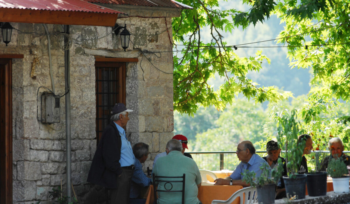 Eurostat: Η Ελλάδα επιστρέφει δημογραφικά στο 1940 – «Γερασμένη» η Ευρώπη μέχρι το 2100