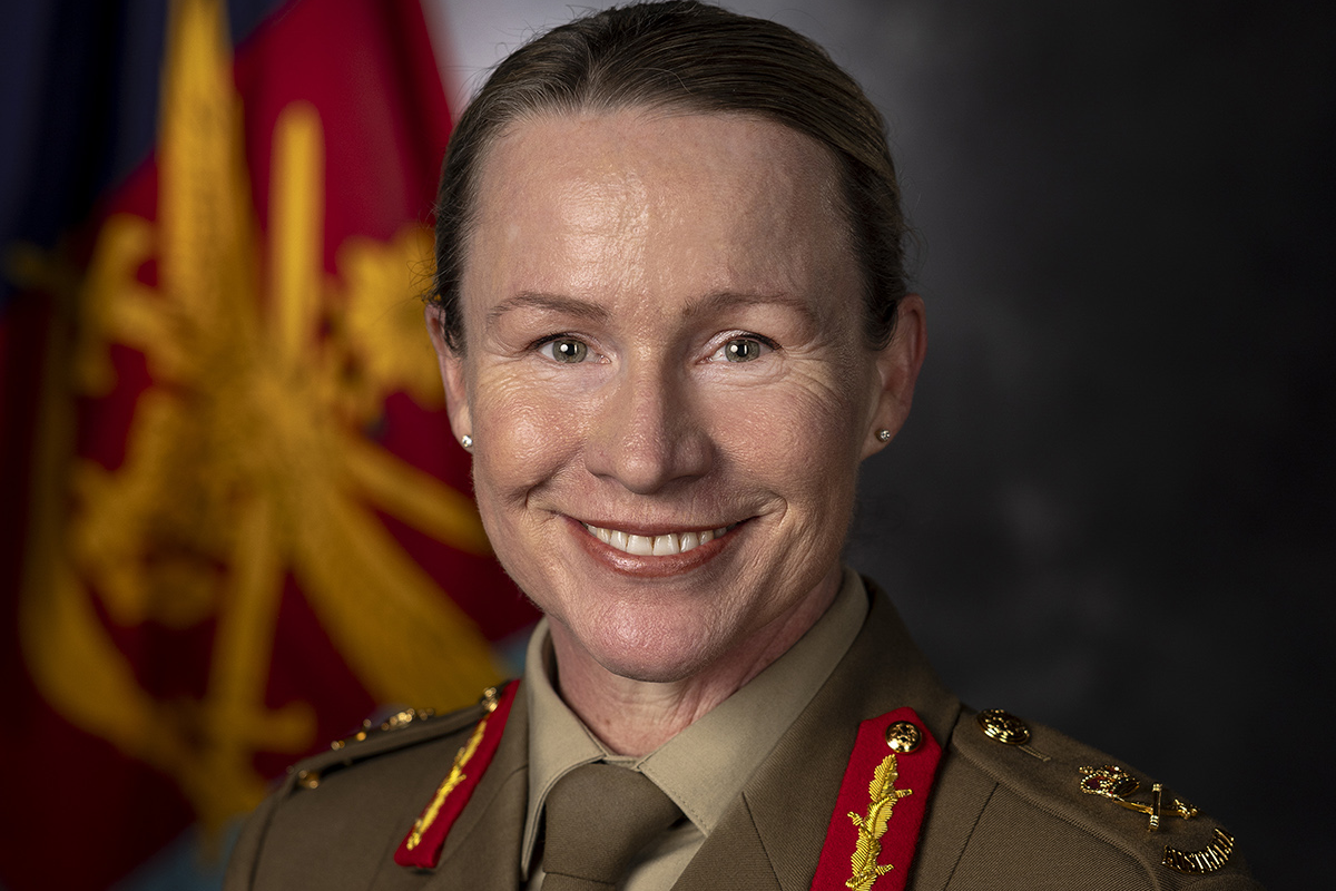 Μία γυναίκα θα κρατά τα ηνία του στρατού της Αυστραλίας – Ποια είναι η 55χρονη Σούζαν Κόιλ