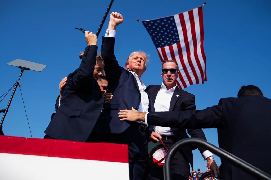 Τραμπ, ο εφτάψυχος: Ήταν η 8η απόπειρα εναντίον του αμερικανού Προέδρου – Timeline featured image