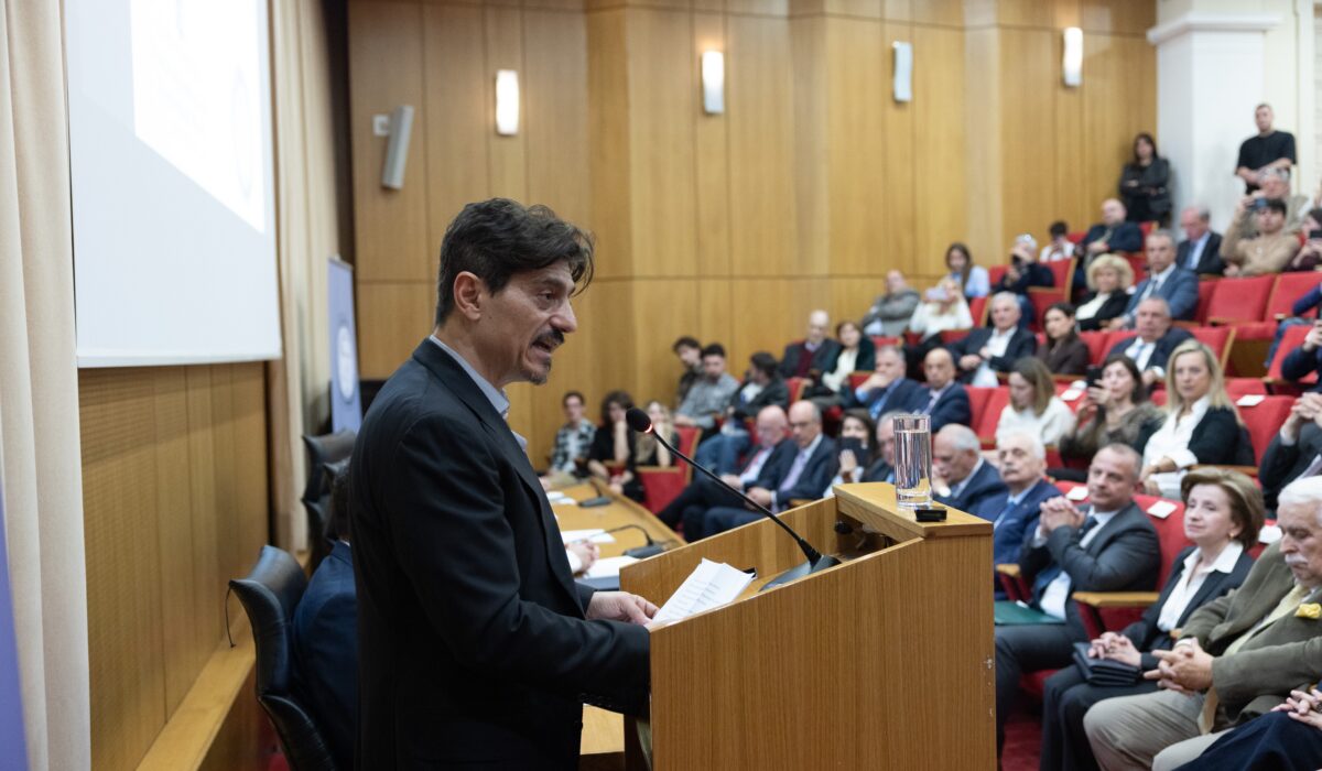 Ίδρυμα «Παύλος Γιαννακόπουλος»: 11 υποτροφίες σε φοιτητές του ΕΚΠΑ