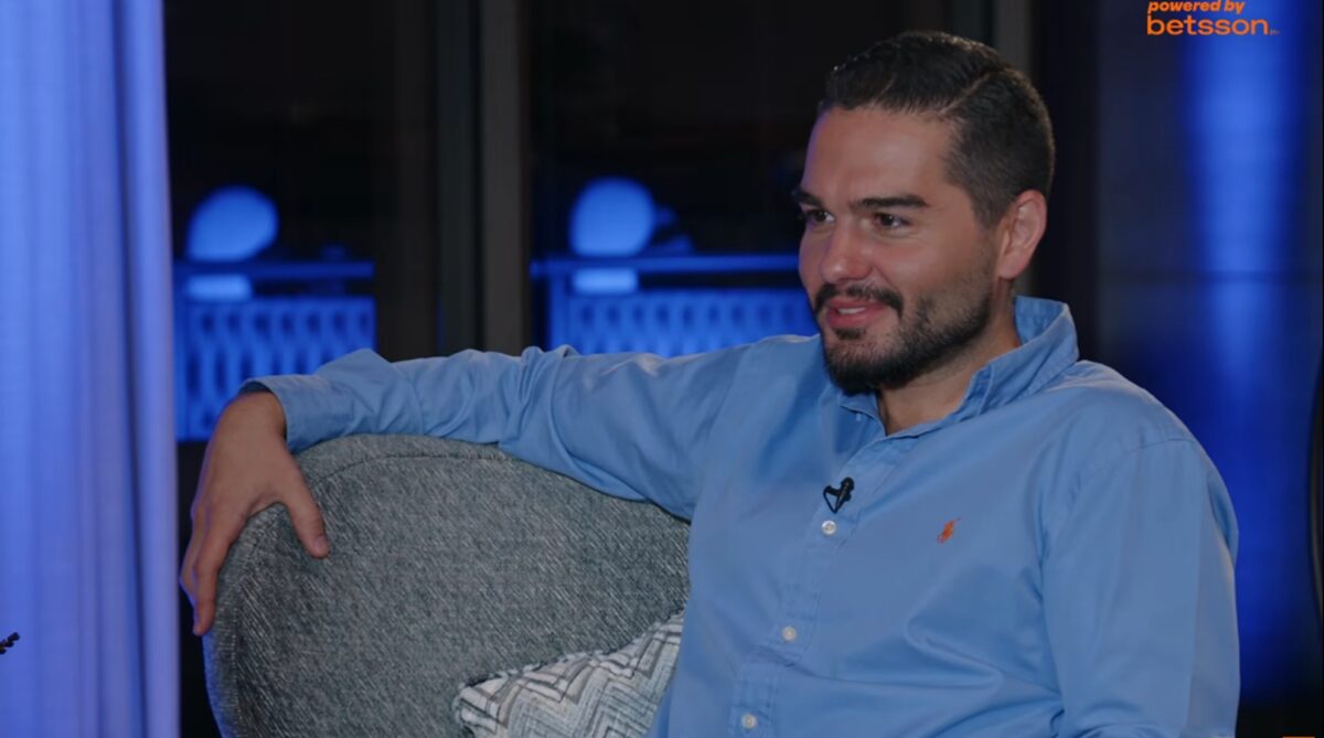 Χρήστος Μάστορας: «Να κοιμηθούμε χωριστά με τη Γαρυφαλλιά δεν παίζει με τίποτα»
