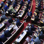 Υποκλοπές: Την Παρασκευή η μάχη στη Βουλή για την Εξεταστική - «Θρίλερ» για το αν θα μπει ζήτημα εθνικής ασφάλειας