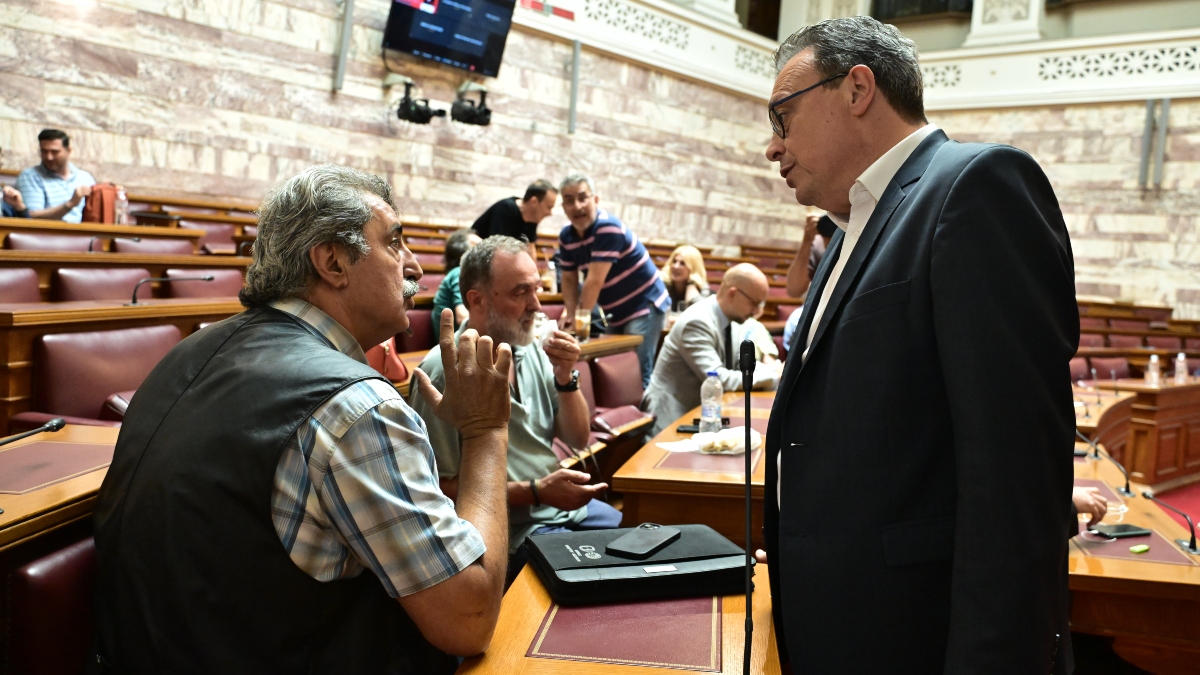 Ο Πολάκης ξαναχτύπησε: «Πού είσαι Σωκράτη;»