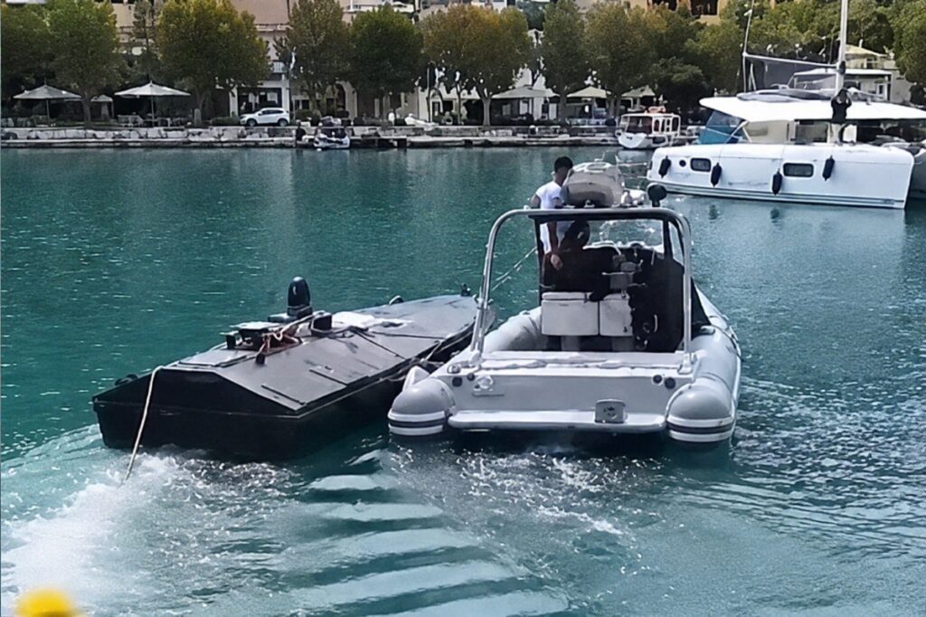 Τα τέσσερα κρίσιμα ερωτήματα για το drone «καμικάζι» στη Λευκάδα – Ψάχνουν το «επιχειρησιακό κέντρο» featured image