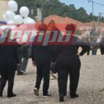Ηλεία: Σπαραγμός στην κηδεία του 13χρονου που σκοτώθηκε με πατίνι - «Αντίο» με λευκά μπαλόνια