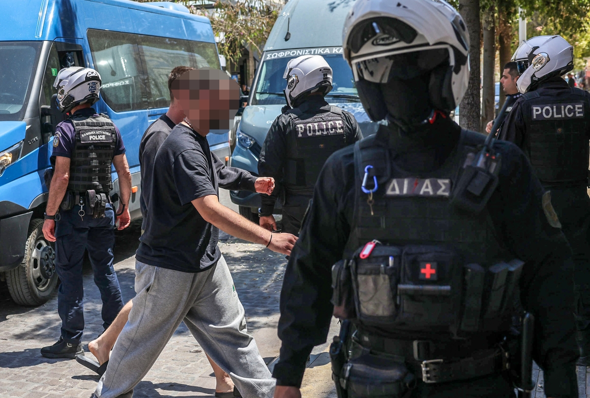 «Θα του δώσω δύο άσπρα και τρία πράσινα»: Τι κατέγραψαν οι «κοριοί» της ΕΛΑΣ για το κύκλωμα ναρκωτικών της Κρήτης