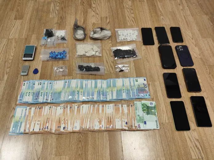 Διακινούσαν κοκαΐνη και MDMA στην Αττική – Το κύκλωμα που εξάρθρωσε η ΕΛΑΣ