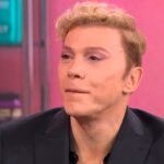 Δάκρυσε ο Τάκης Ζαχαράτος στο Moments: «Έλα γιατί τα χρόνια περνάνε»