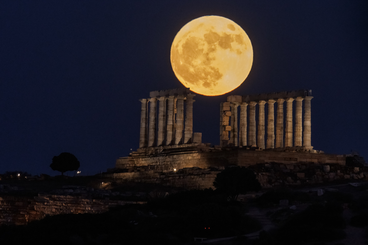 ΠΑΝΣΕΛΗΝΟΣ