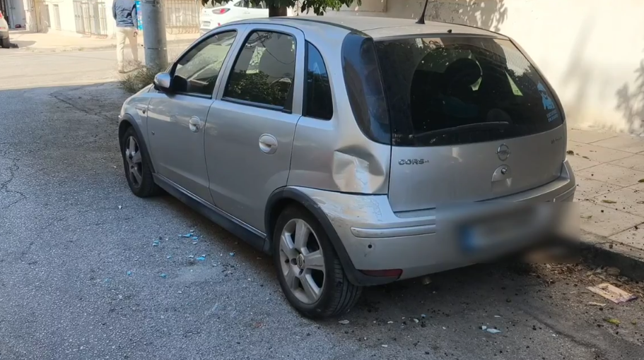 Αιγάλεω: Μεθυσμένος οδηγός φορτηγού πήρε παραμάζωμα σε έξι σταθμευμένα αυτοκίνητα (Βίντεο)