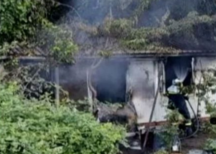 Πώς έγινε η τραγωδία στην Κόνιτσα: Αρνούνταν να εγκαταλείψουν το κοντέινερ τα 4 αδέλφια, λέει ο δήμαρχος