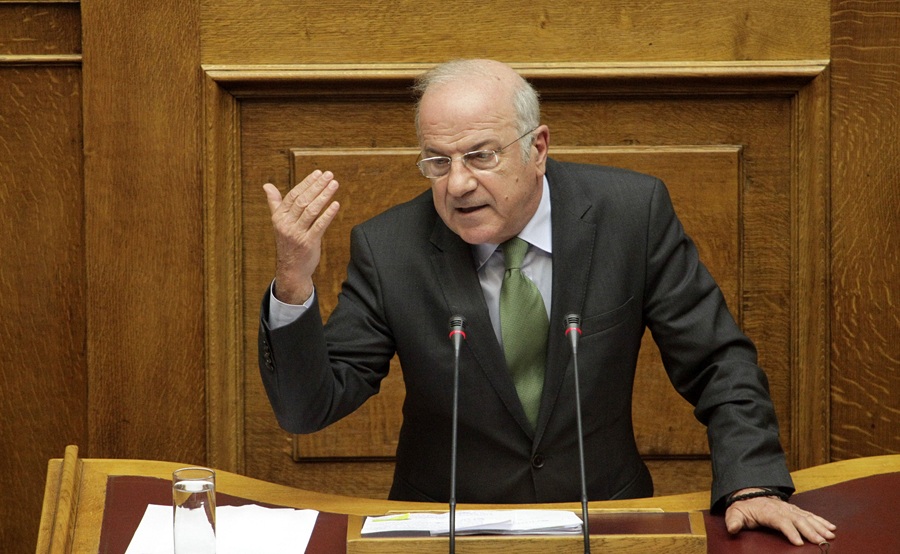 «Πέθανε στα χέρια μου στο σπίτι μας» – Η συγκινητική εξομολόγηση της συζύγου του Νάσου Αθανασίου